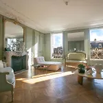 Apartment Typical Haussmannien With Eiffel Tower View - Bm68
