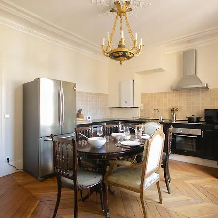 Typical Haussmannien With Eiffel Tower View - Bm68 Apartment Paris