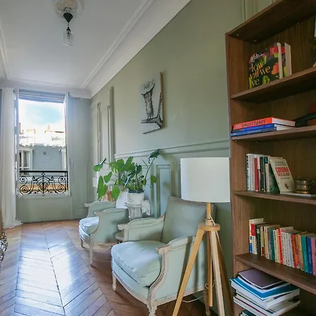 Typical Haussmannien With Eiffel Tower View - Bm68 Appartement *
