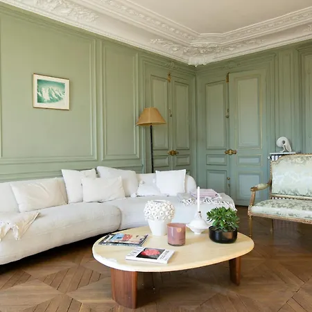 Typical Haussmannien With Eiffel Tower View - Bm68 아파트 *