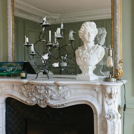 Typical Haussmannien With Eiffel Tower View - Bm68