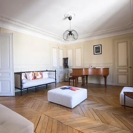 Typical Haussmannien With Eiffel Tower View - Bm68 * Parigi